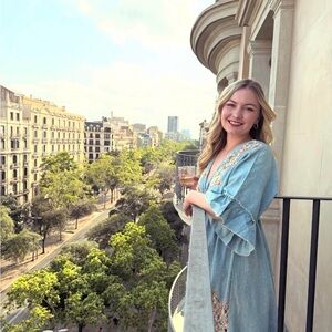 Meet your Posher, Catherine